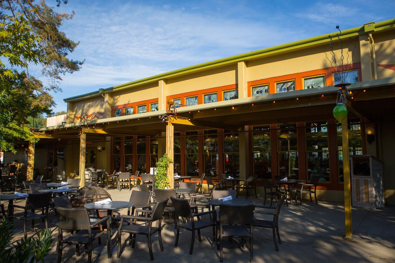 Mcmenamins Anderson School Bothell Exterior foto