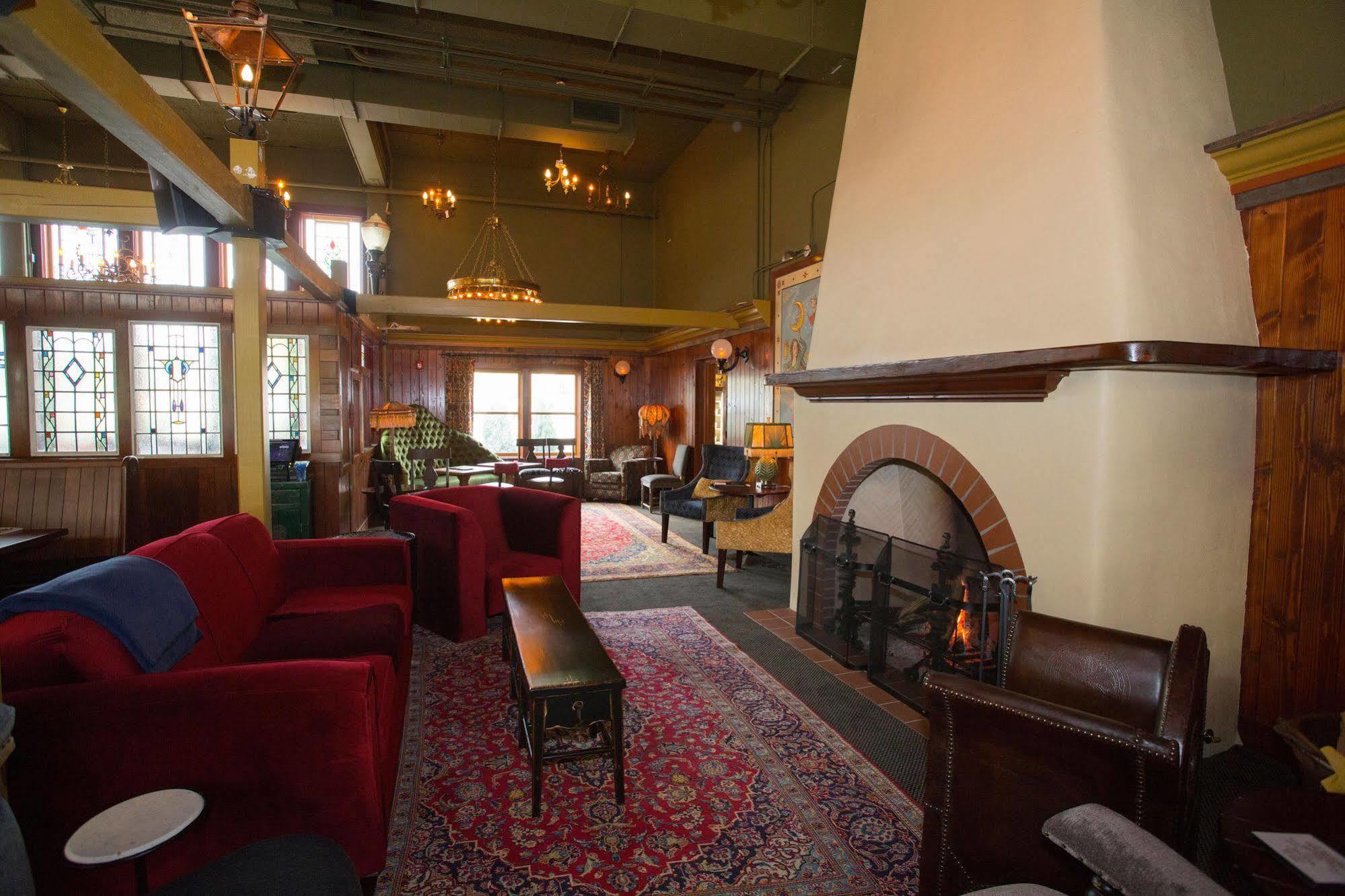 Mcmenamins Anderson School Bothell Exterior foto